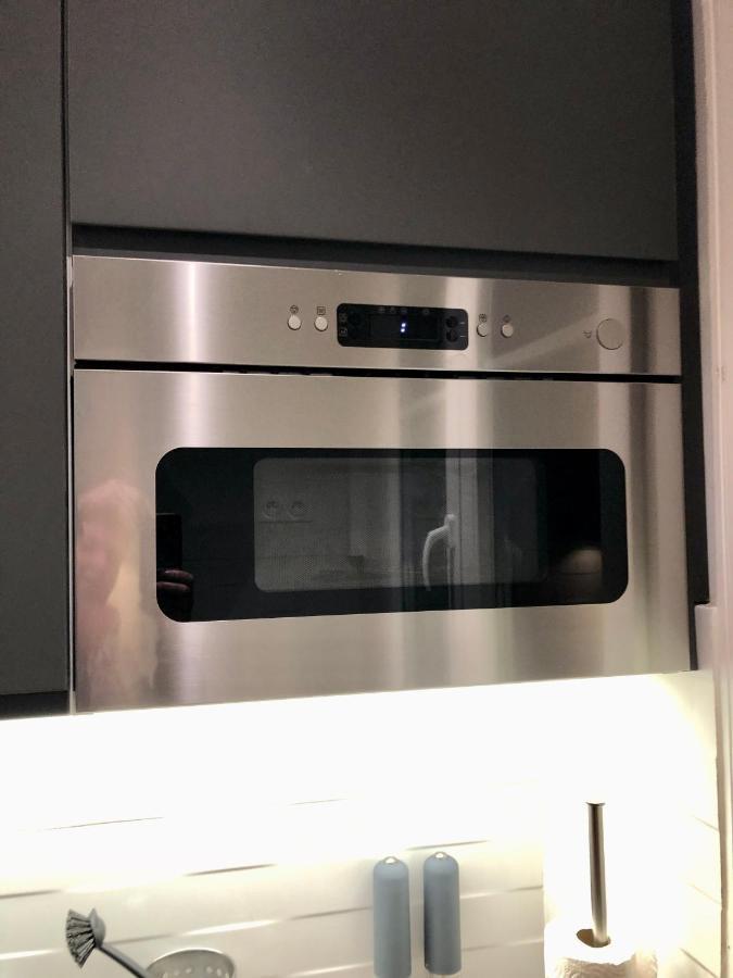 פריז Rare Appartement D'Architecte En Haut De Montmartre מראה חיצוני תמונה